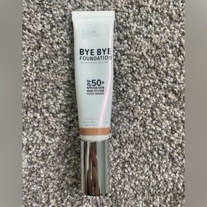 It cosmetics bye bye foundation TAN